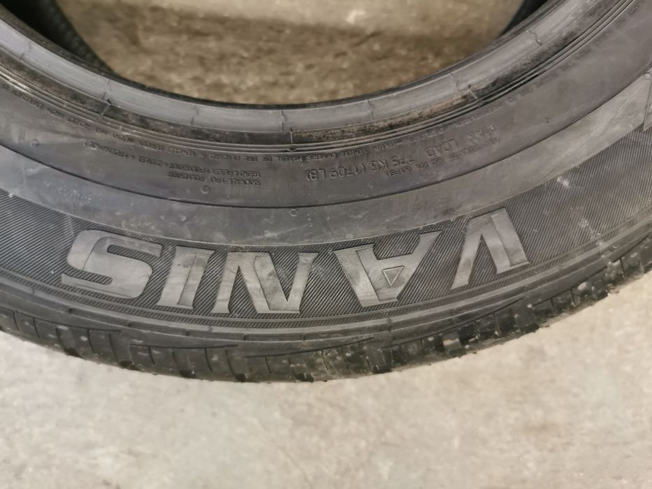 Para opon 205/65R15 99T Barum Vanis 2015 rok