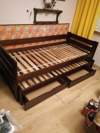 Łóżko z szufladami 90 x 200 cm