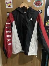 Corta vento/casaco  jordan size S