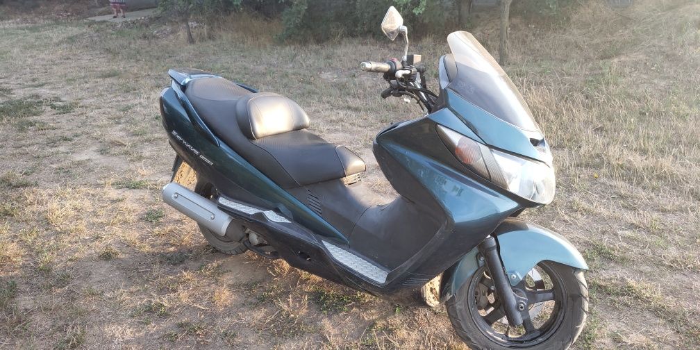 Suzuki skywave 250i sport