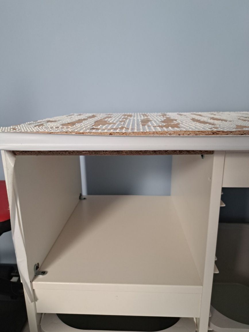 Ikea trofast z piłką na lego+3 pojemniki