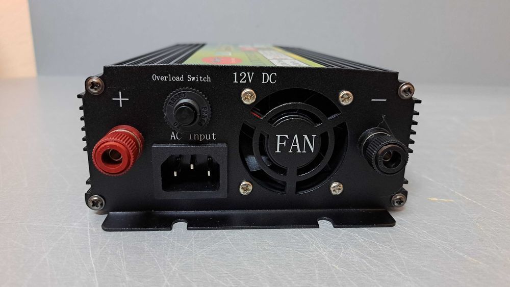 Преобразователь с зарядкой 15А 12-220V 3200W Инвертор ИБП ДБЖ для дому