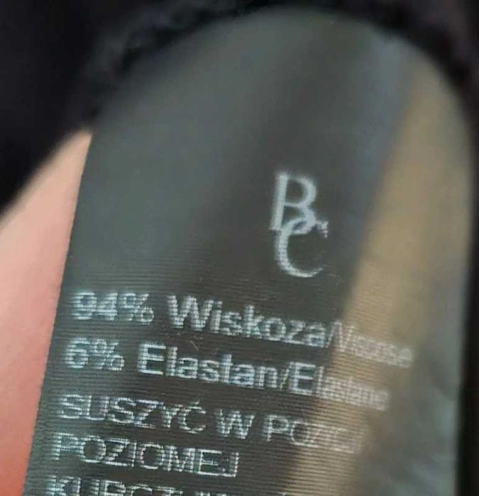 Kardigan sweter czarny wiskoza Bialcon