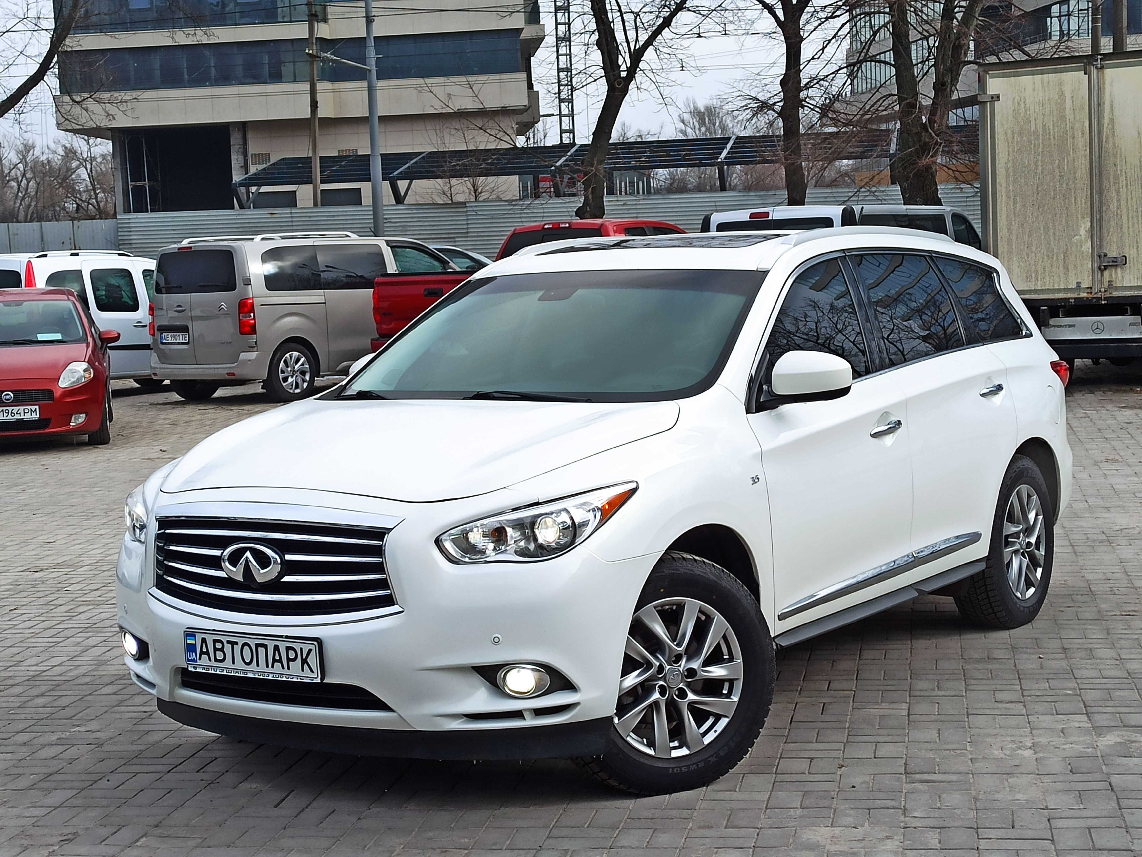 Infiniti QX60 2013 року