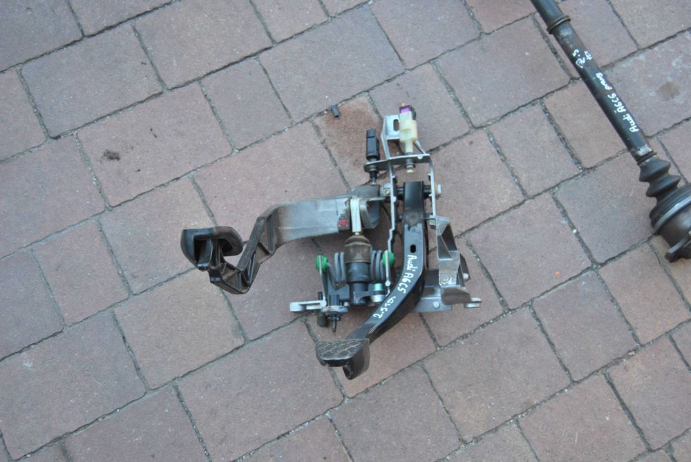 Pedały Audi A6 C5 kombi 2,5TDI 2000r