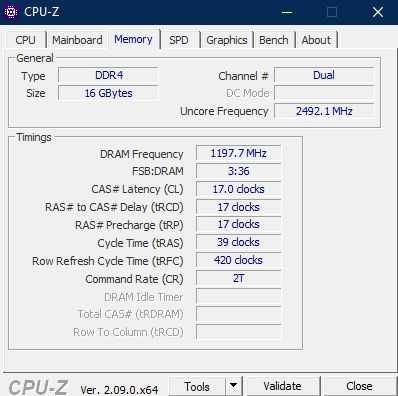 Computador secretária sem monitor