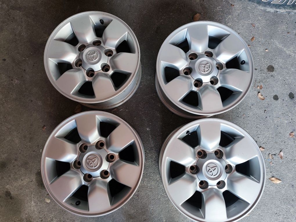 Jantes 15 Originais Toyota Hilux