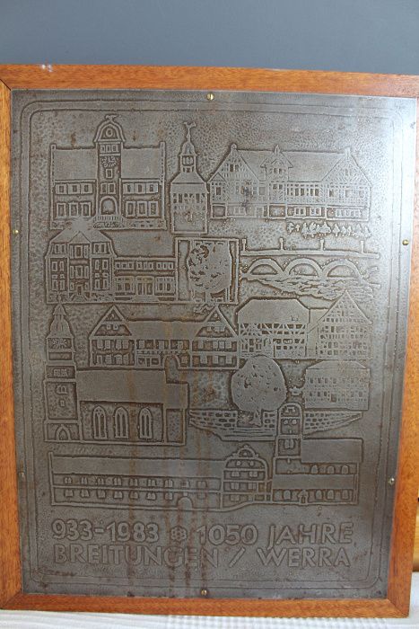 metalowa tablica pamiątkowa okolicznościowa miasta Loft lata 80