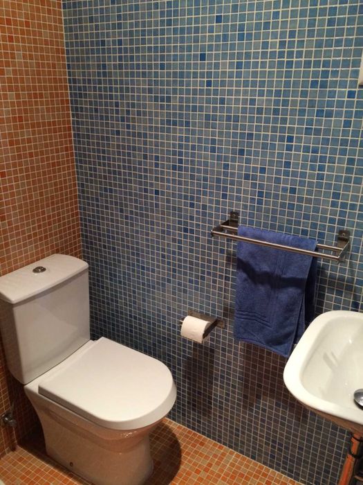 Aluga-se Quarto a Estudante