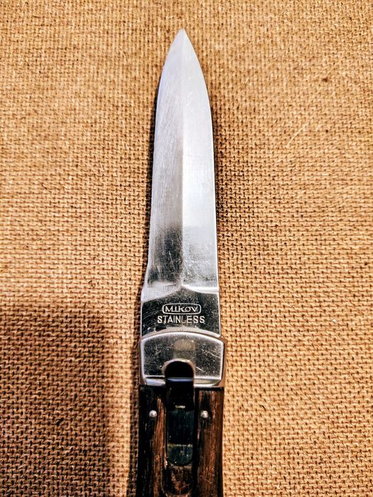 Nóż sprężynowy Mikov Wood