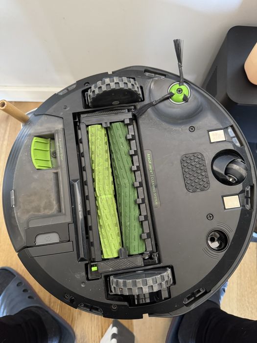 IRobot Roomba J7+