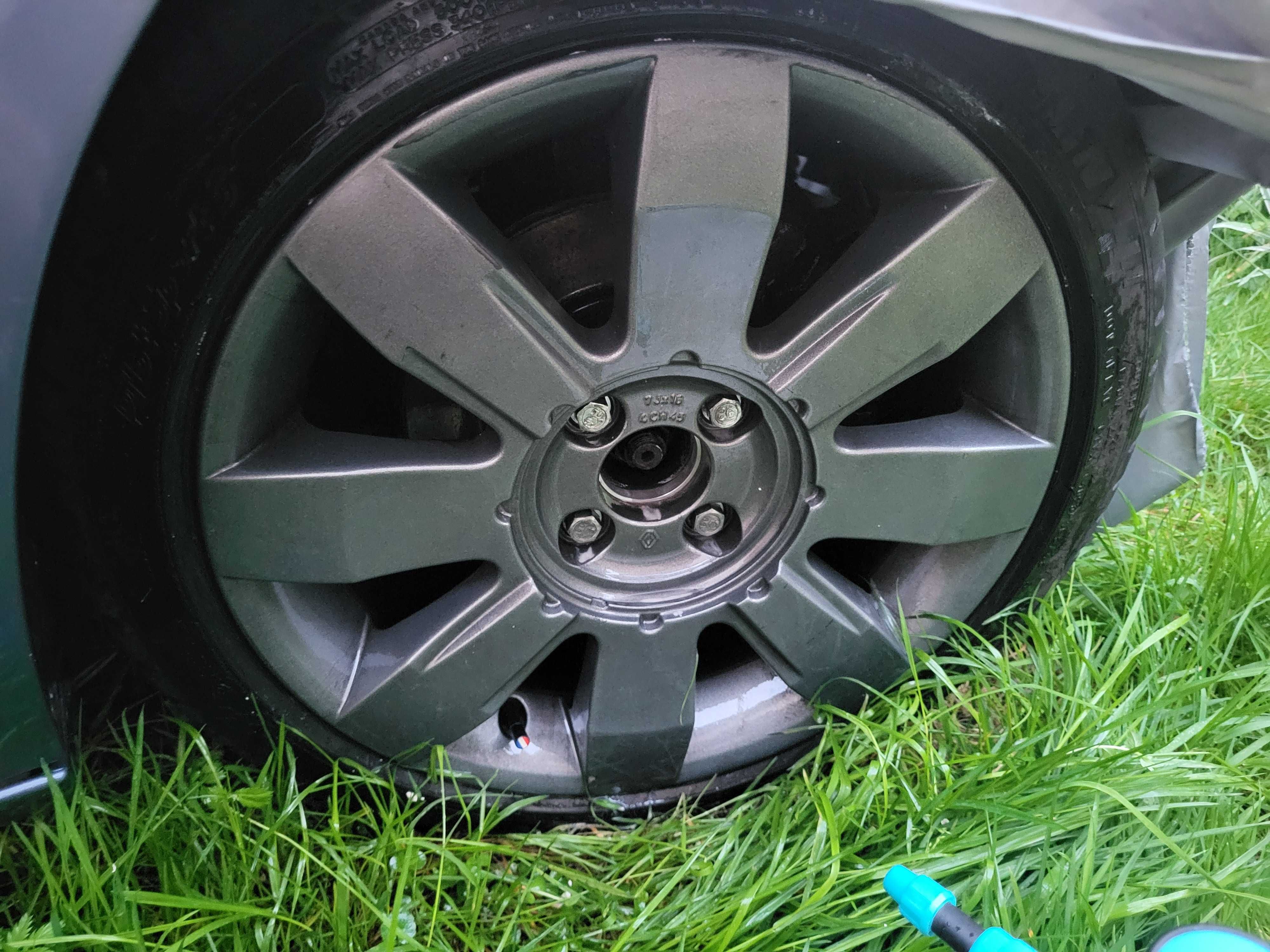 Felgi Clio 2 Sport RS 182 ph3