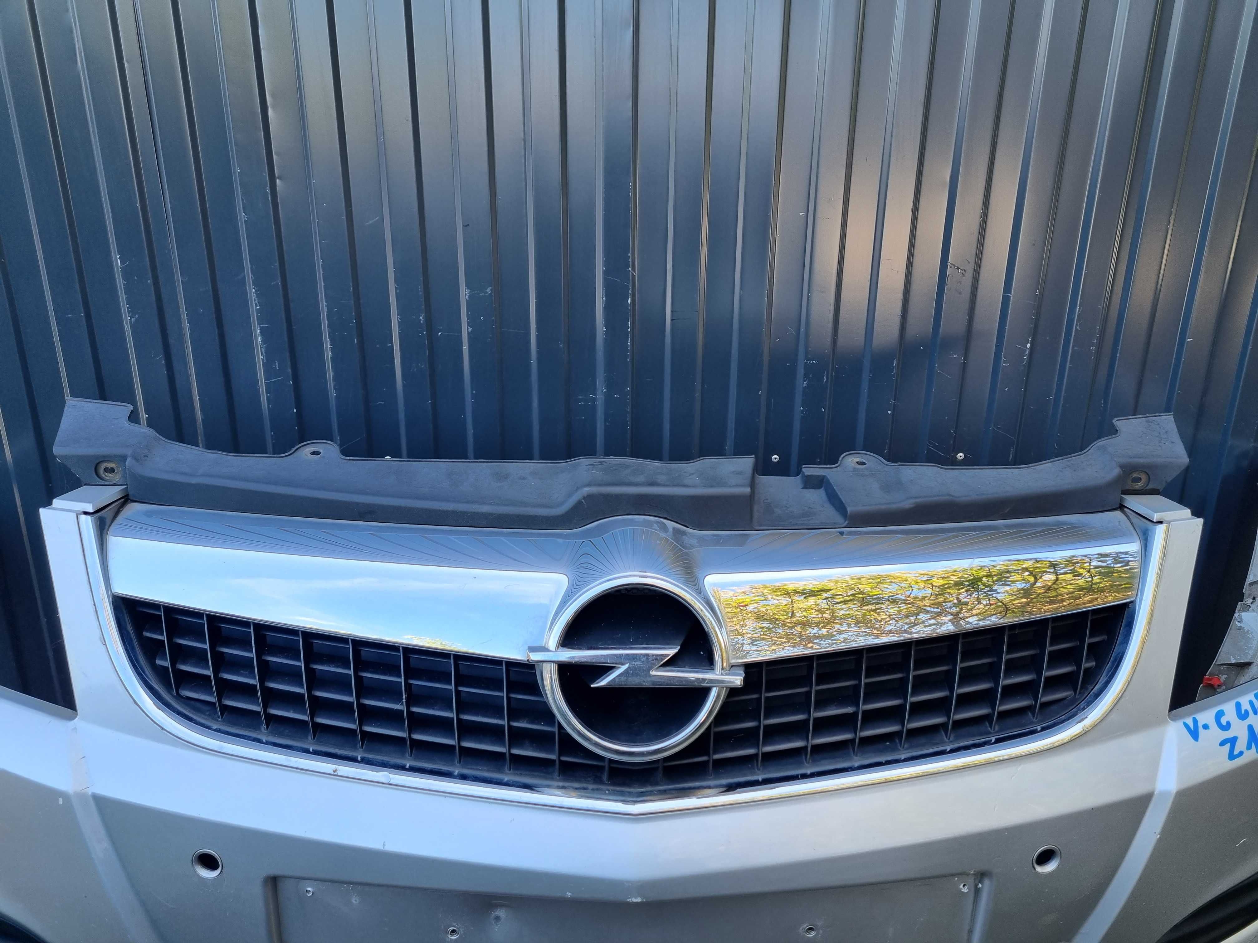Opel Vectra C Lift Zderzak Przód 4 PDC Kolor Z157