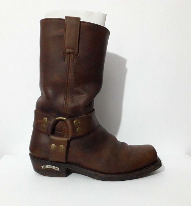 Botas castanhas em pele de biqueira quadrada da Sendra (vintage) T: 36