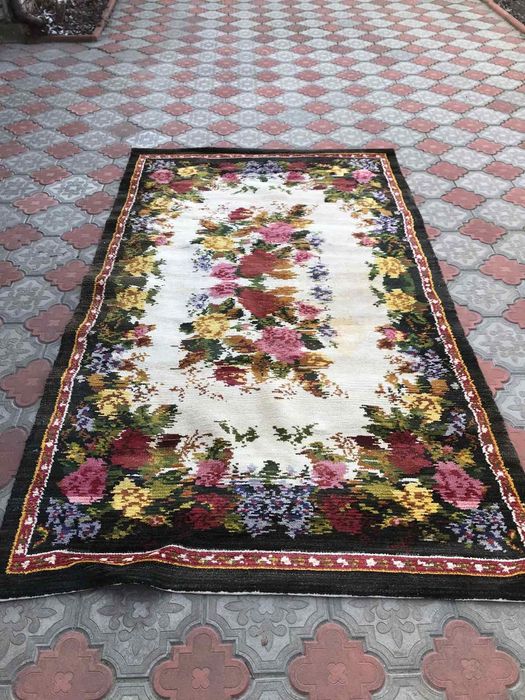 Килим (безкоштовна доставка)