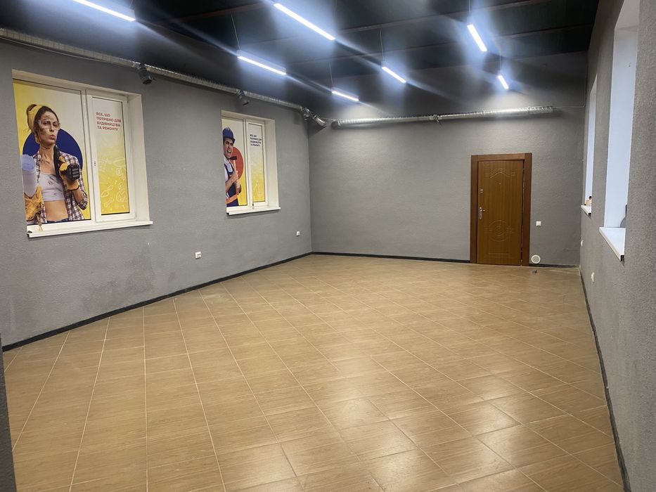 Комерційна нерухомість Макарів вул. Дорожня ,27