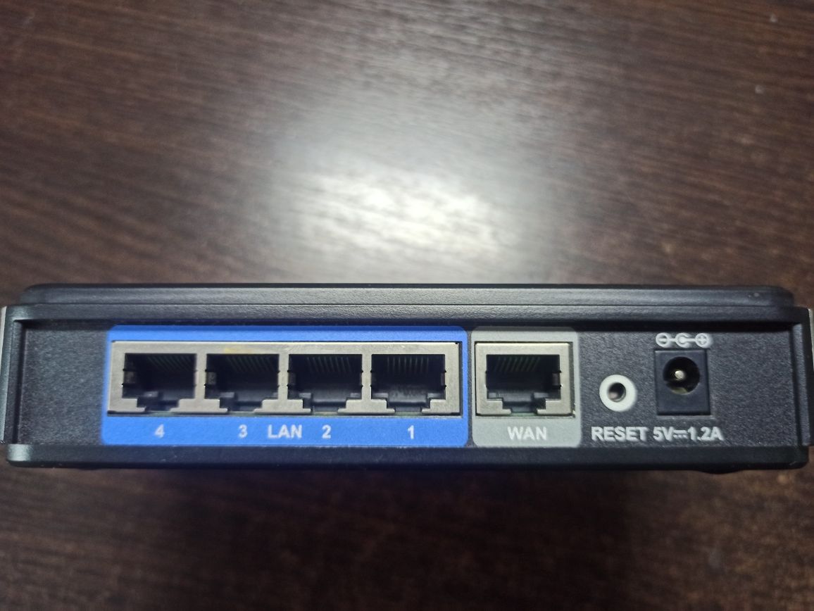 Маршрутизатор D-Link Dir100