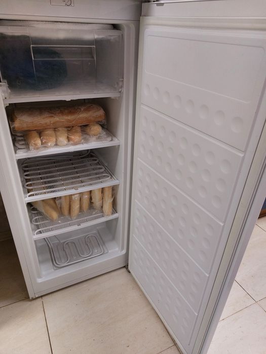 Морозилка Elenberg