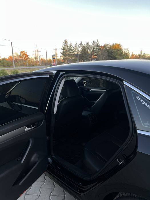 Продам Wolksvagen Passat b7 (usa)