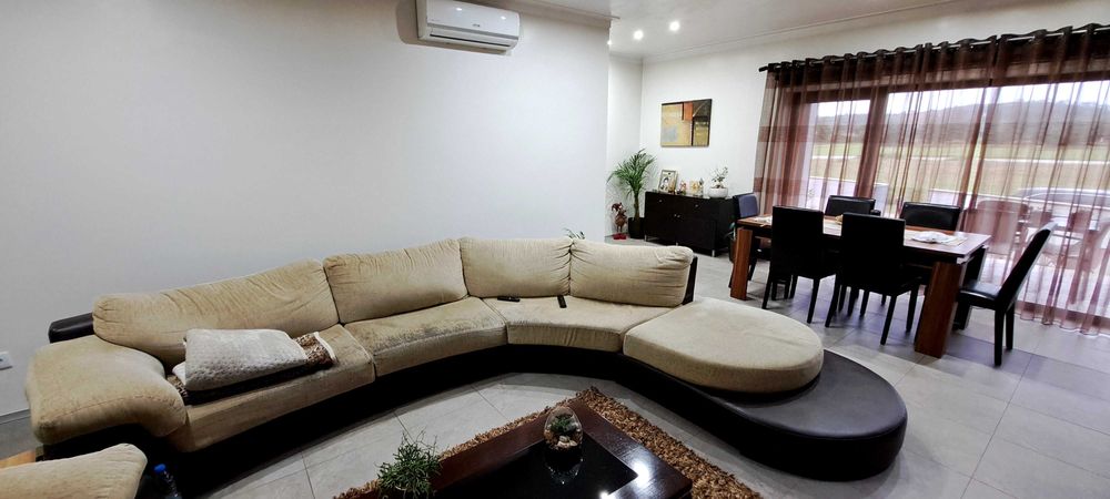 Sofá grande de sala usado