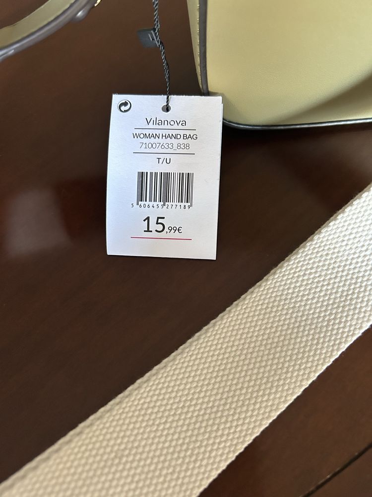 Carteira tiracolo em verde seco