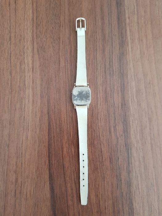 Zegarek komunijny retro PRL na rękę dla dziewczynki, biały w etui
