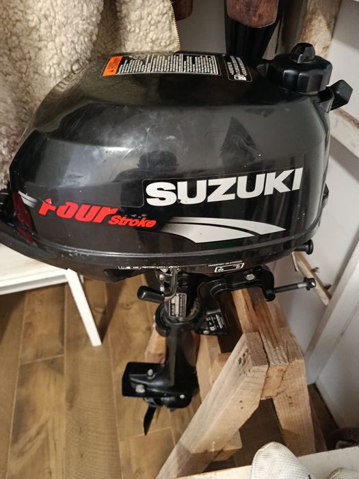 Лодочный мотор Suzuki DF 2.5 4 такта