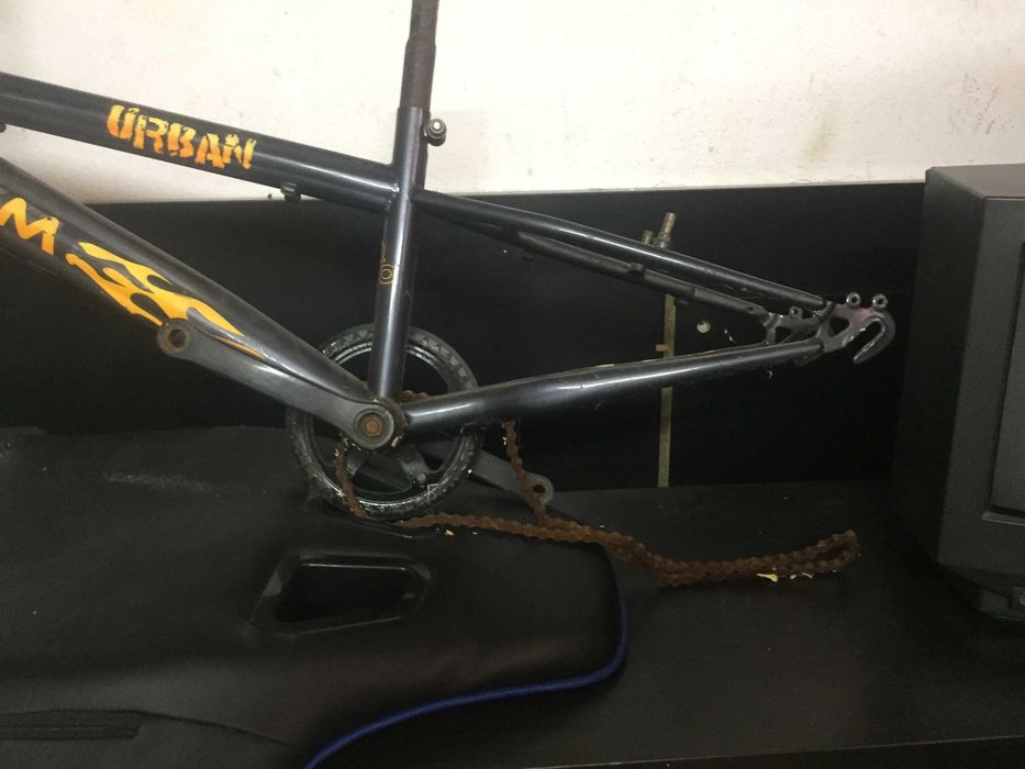 quadro de bicicleta - marca "Team" - modelo "Urban" - 20" polegadas
