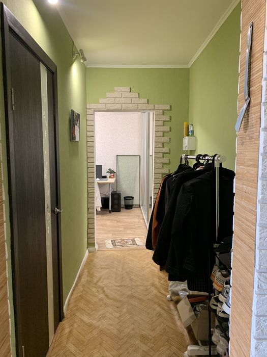 Здам 2 кімнатну на  11 мк-не по пр Победи
