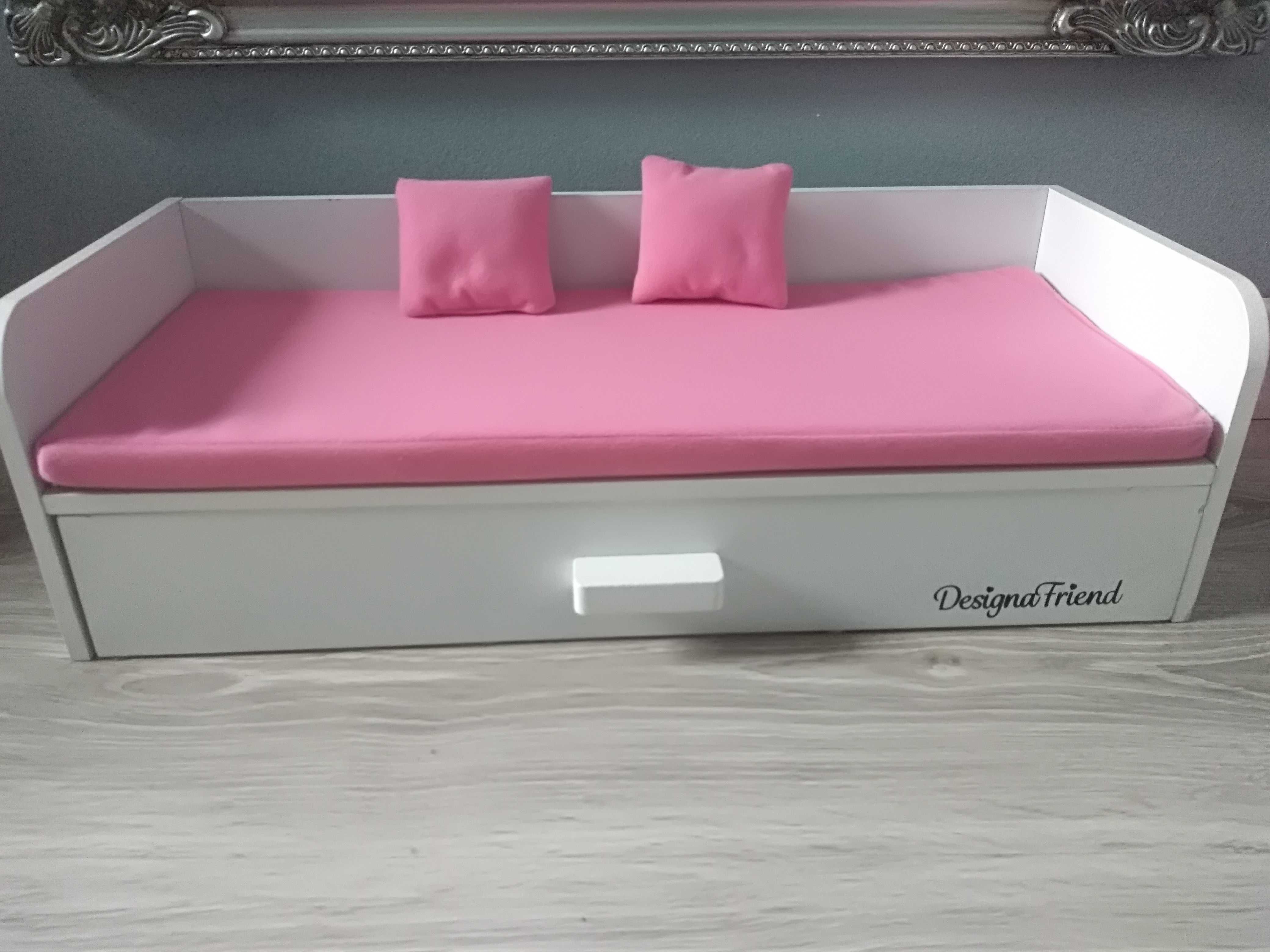 Łóżko z szufladą dla lalek Designa Friend