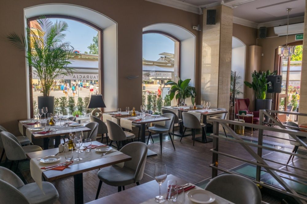 Stoły do restauracji stoliki na jednej nodze drewniane dębowy 60x60x3