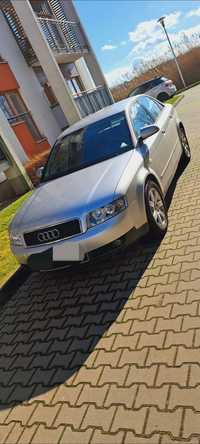 Samochód audi a4