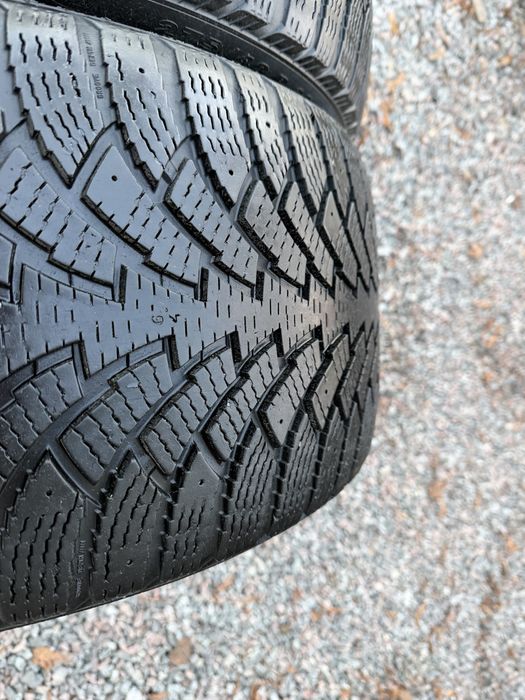 Зимові шини(резина) 275/40 R20 “NOKIAN” Hakkapeliitta - 2шт.