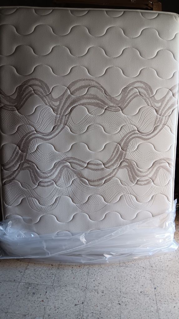 Colchão de Molas/Visco Pikolin 195X150 Casal