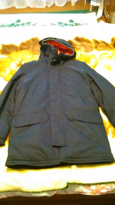 Куртка чоловіча (мужская) на темлу зиму або холодну осінь. Нова