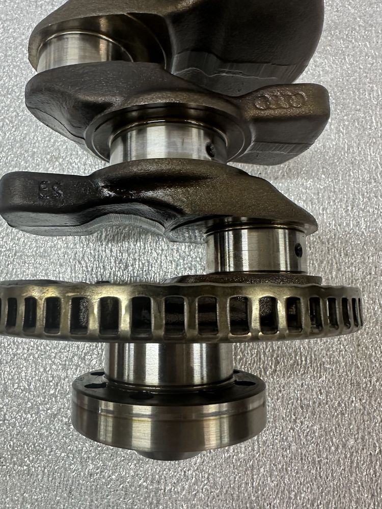 Колінвал 1.8 TSI BZB 06HK CDA