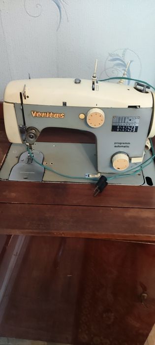 Швейная машина Веритас