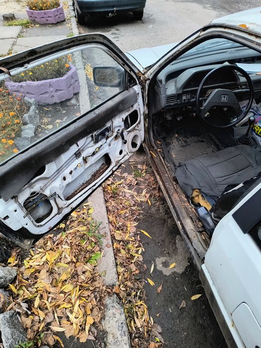 Продам Honda civic 3  1986 року