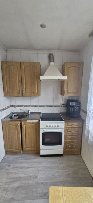 Кухня 180см в гарному стані