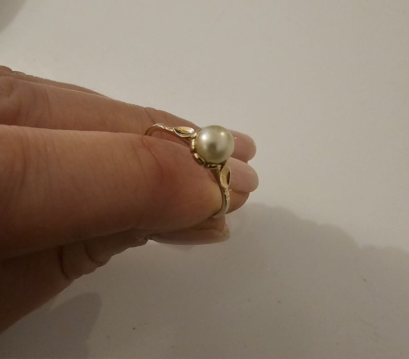 Złoty pierscionek proba 585