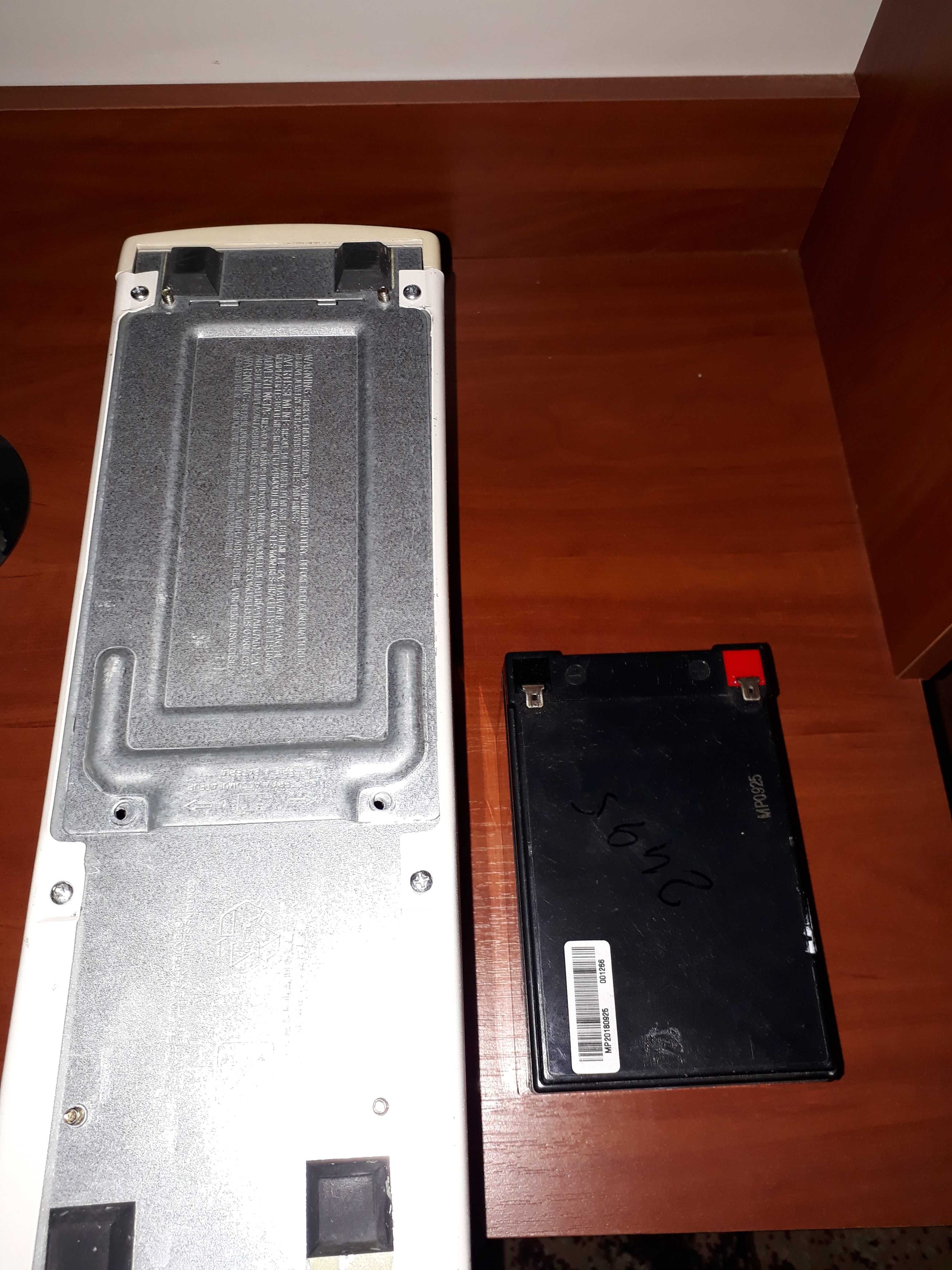 Источник бесперебойного питания APC BACK-UPS 650 (BK650MI)