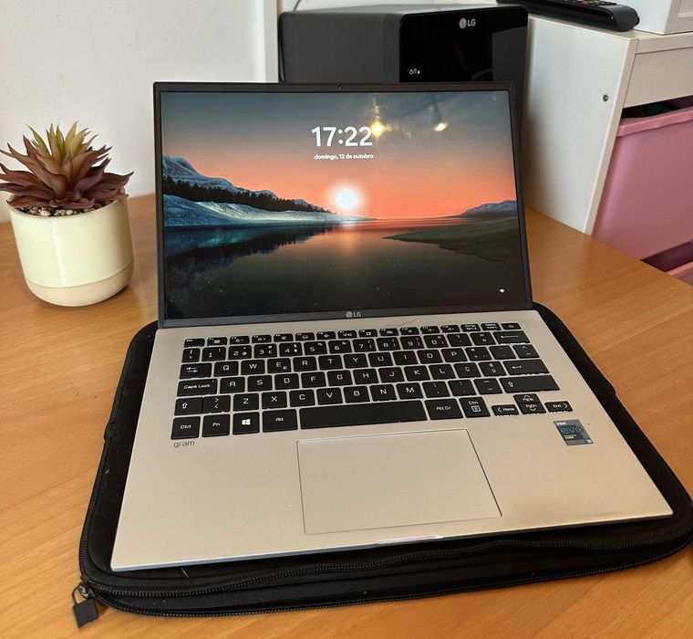 Computador Portátil LG Gram | EVO i5-1135G7 | 8GB | 256GB