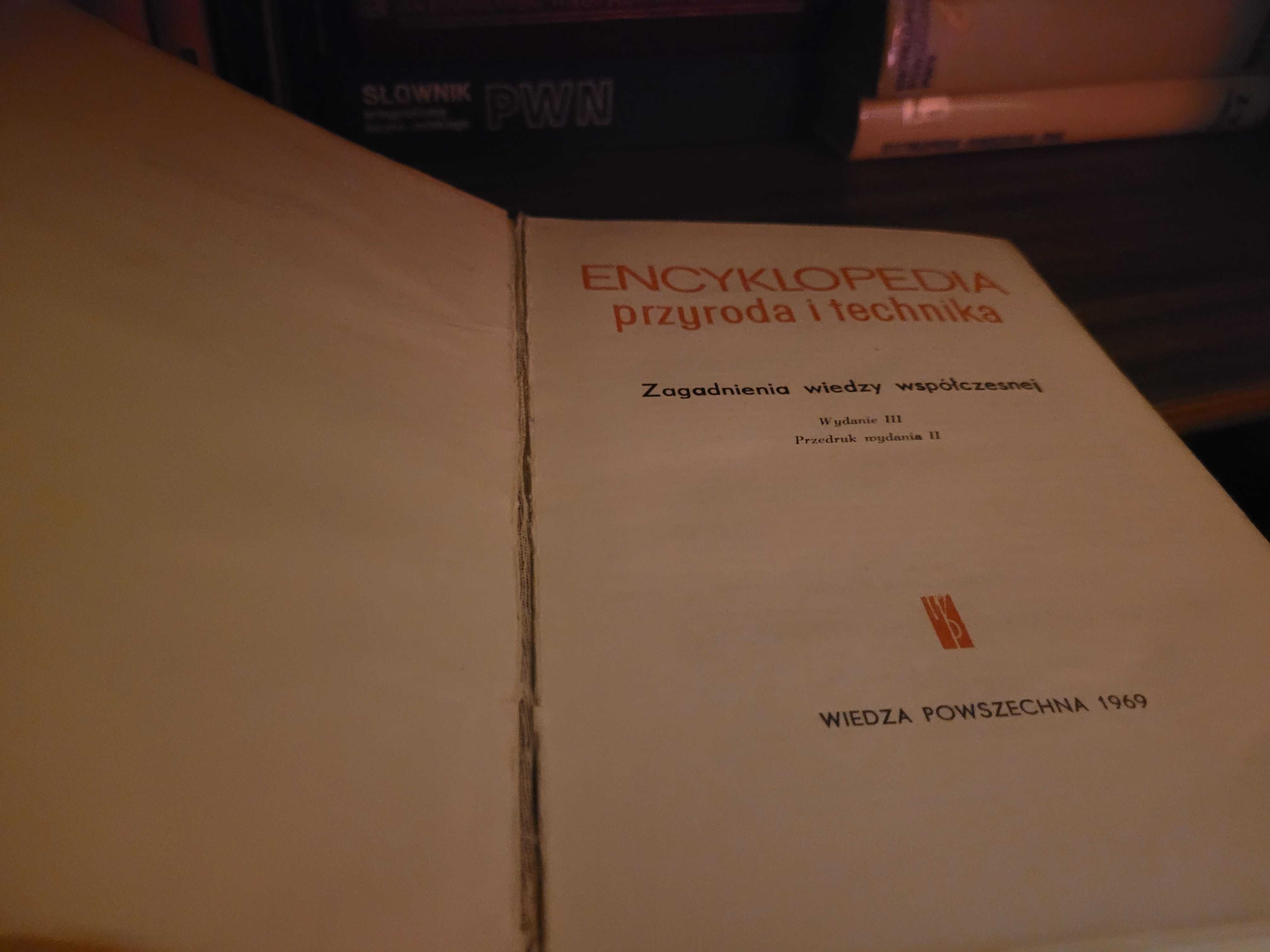 Encyklopedia 5 części i Encykl Przyroda i technika słownik Sienkiewicz