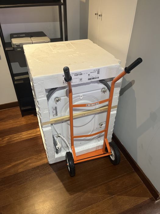 Máquina de Lavar Roupa FFB 10489 BV SPT 10Kg 1400RPM WHIRLPOOL