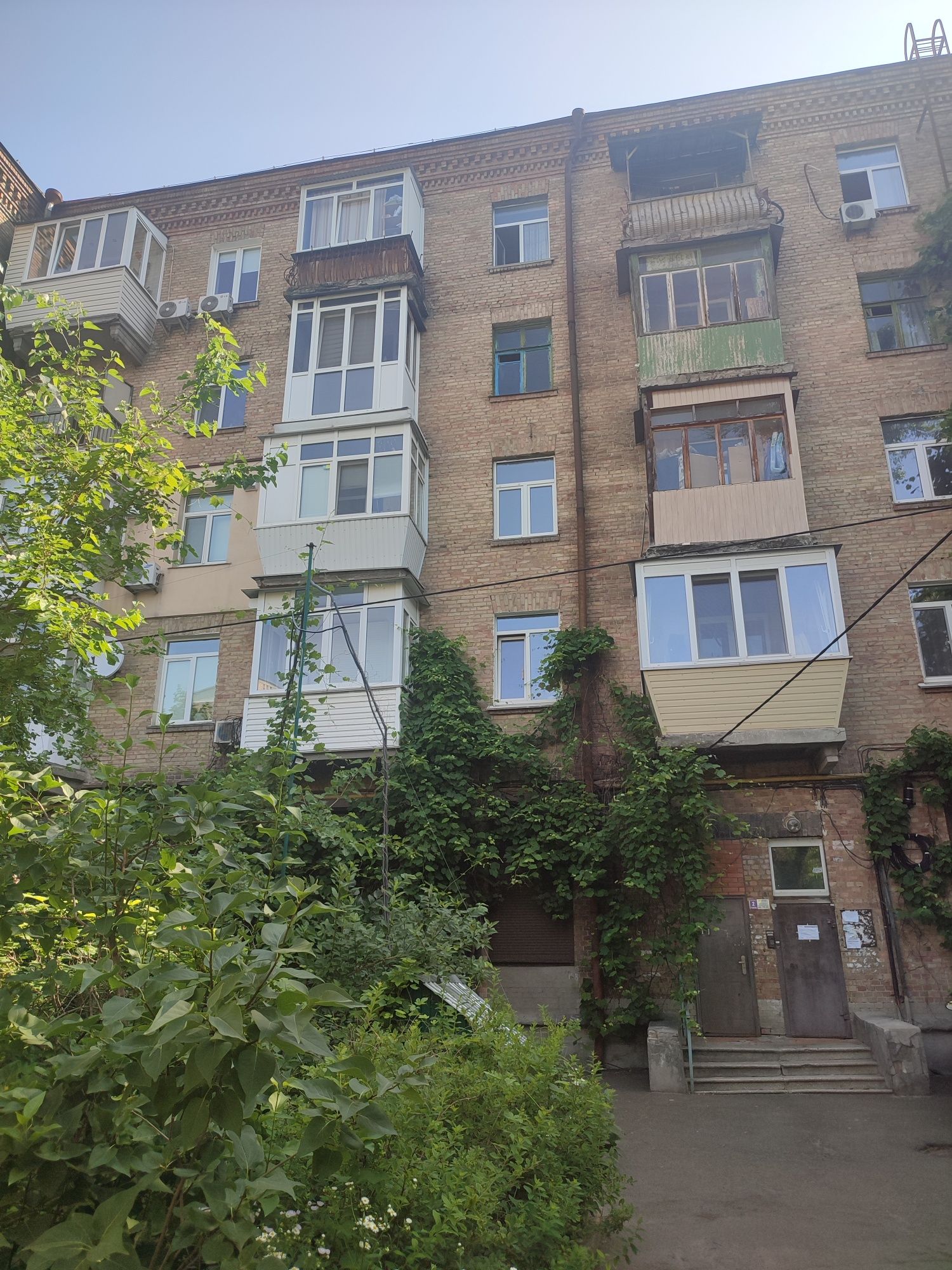 2 кім у серці Печерська, Бастіонна 12, метро Звіринецька 15 хв пішки