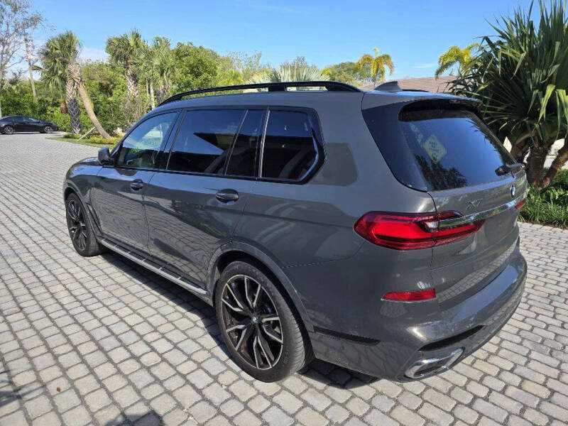 2022 BMW X7  3.0