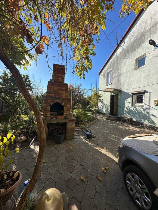 Будинок в Великодолинському