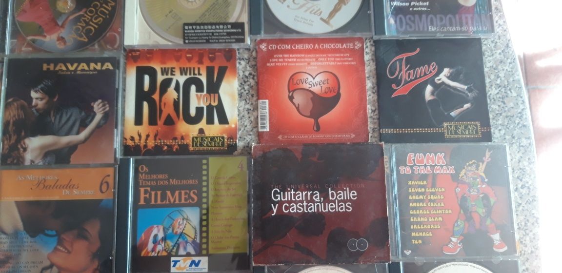 Conjunto de 36 Cds Música Diversa