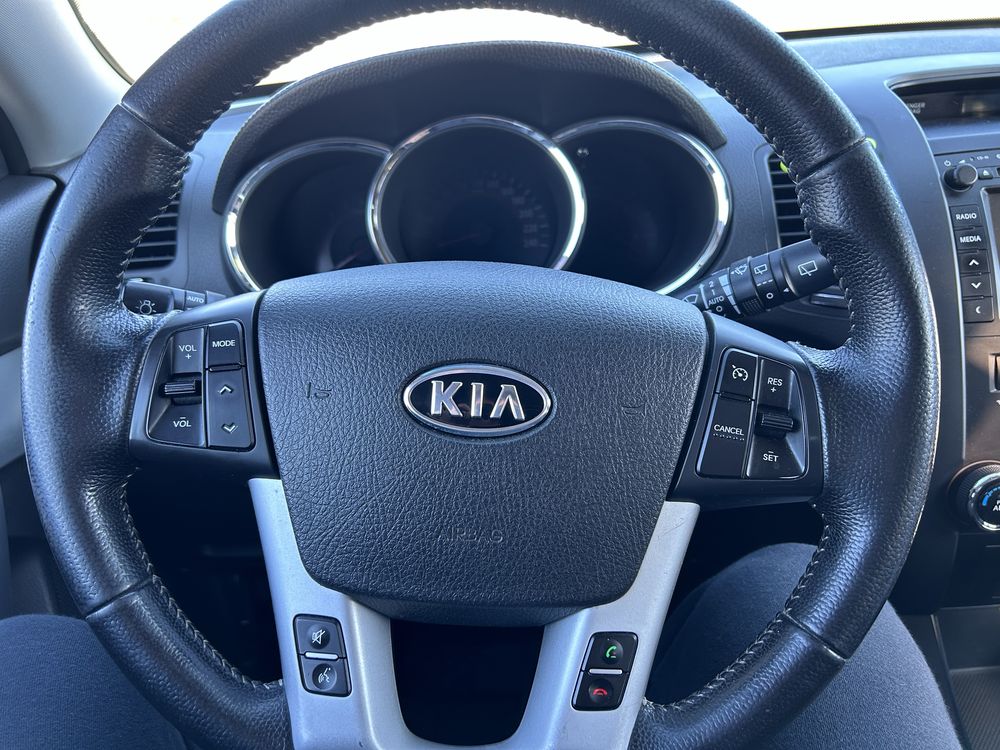 KIA Sorento 2011