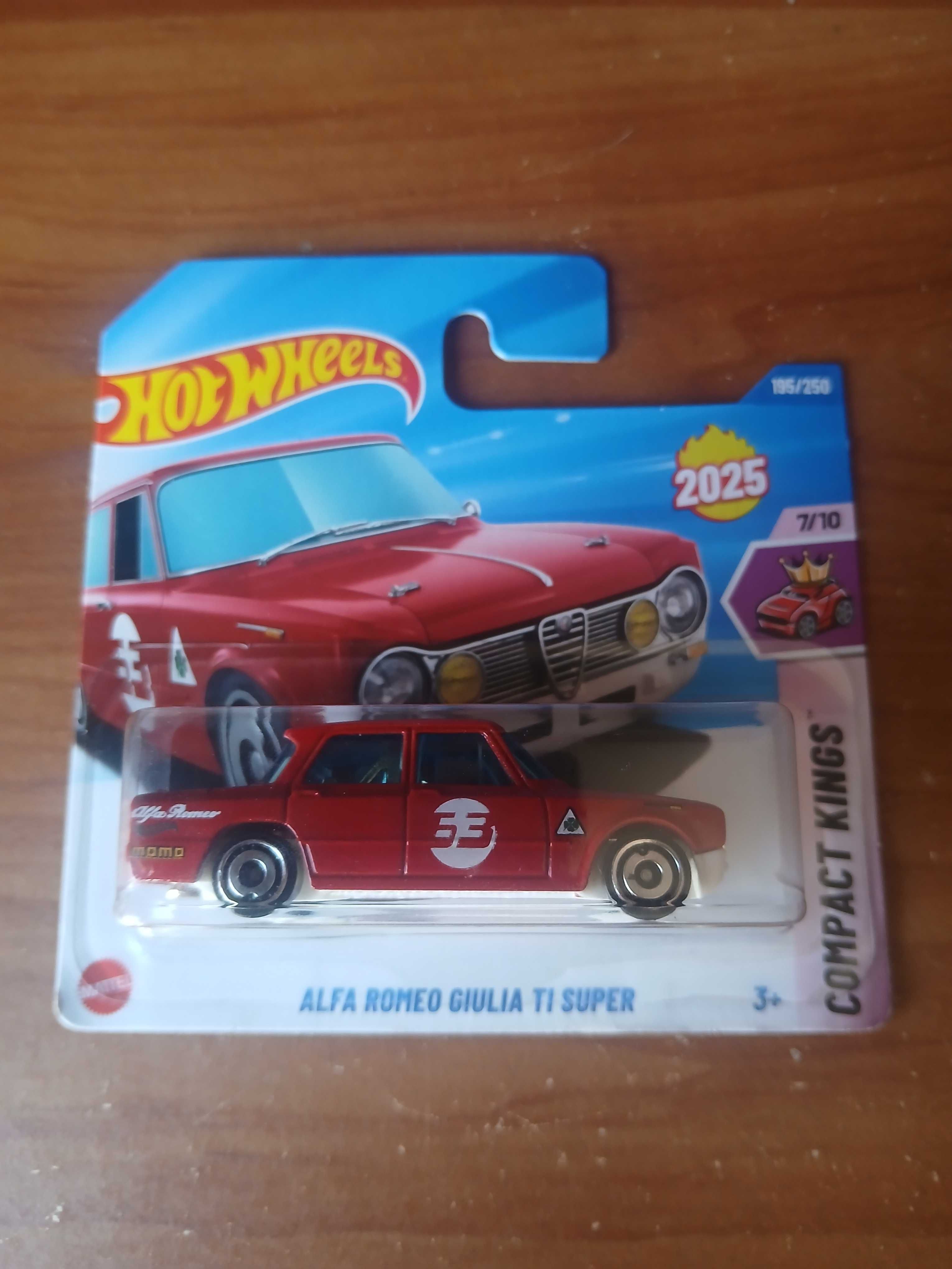 Wood Cat Garage - Miniaturas HotWheels